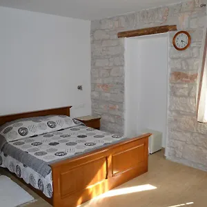 Guesthouse Bale 4*, Bale Croatia